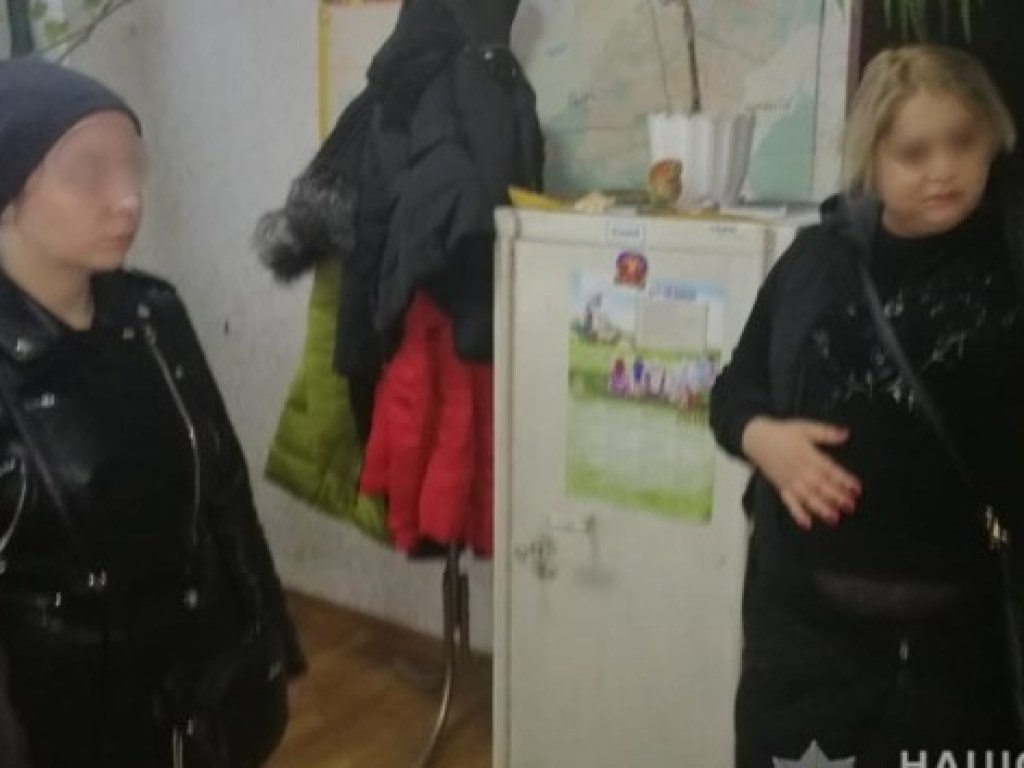 На Киевщине две молодые женщины за день обокрали пять человек (ФОТО)