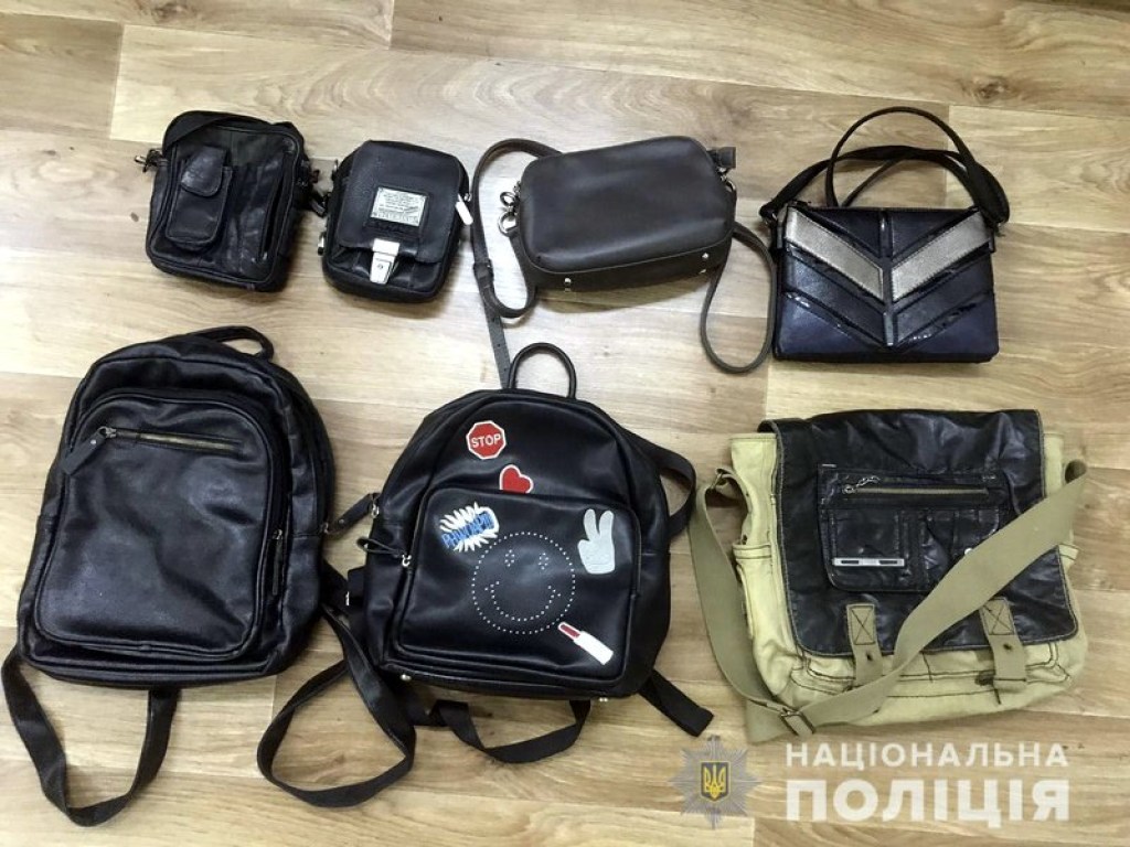 Поймали 44-летнюю воровку, которая в Николаеве украла в больницах около полусотни кошельков и сумок (ФОТО)