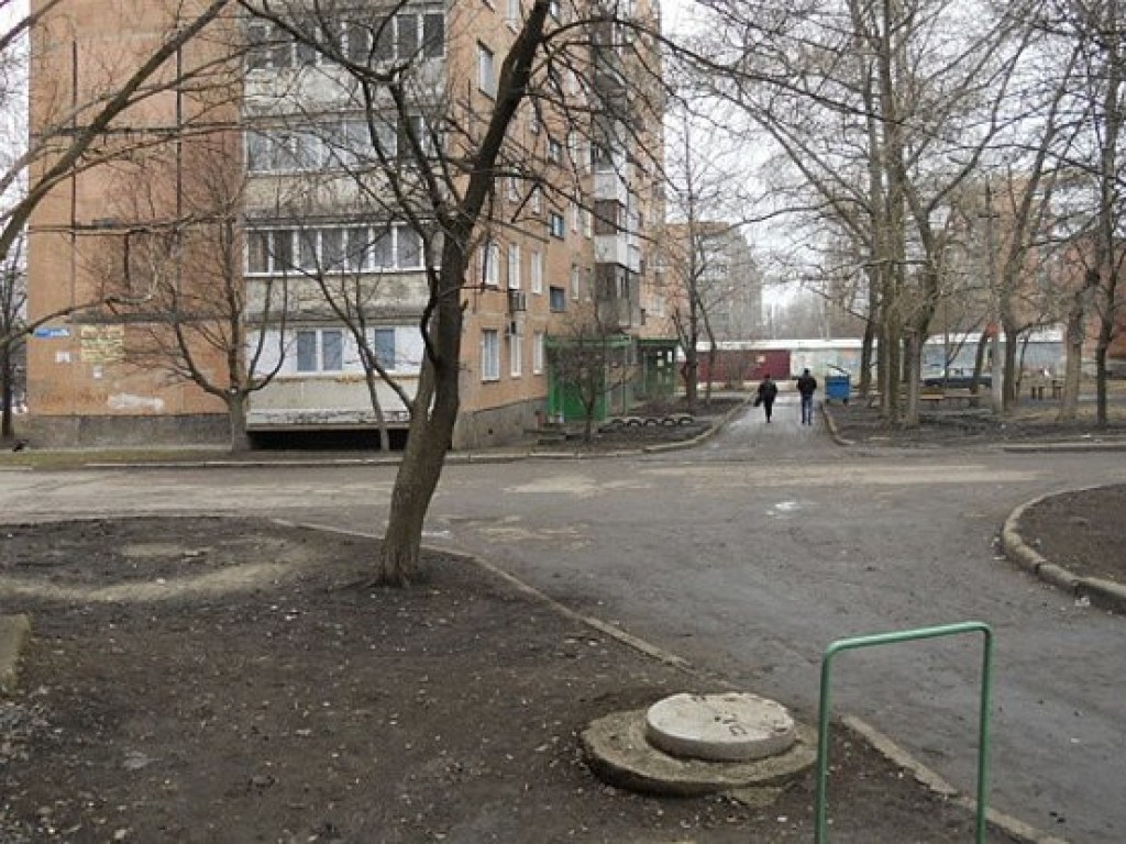 В Донецке в парке нашли избитого замерзающего мальчика: родителей разыскивают