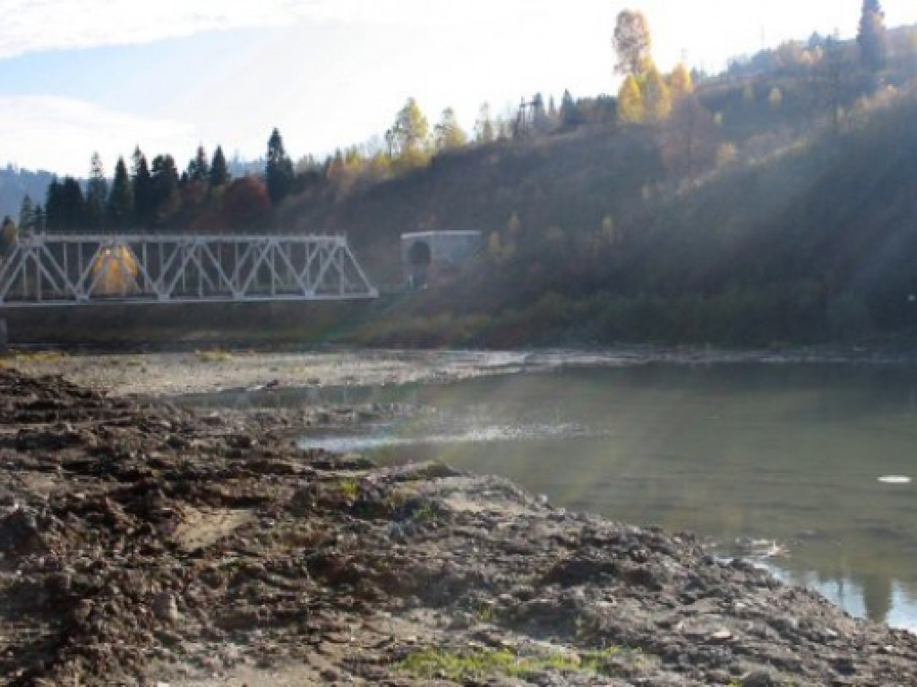 В реке на Закарпатье обнаружили труп (ФОТО)