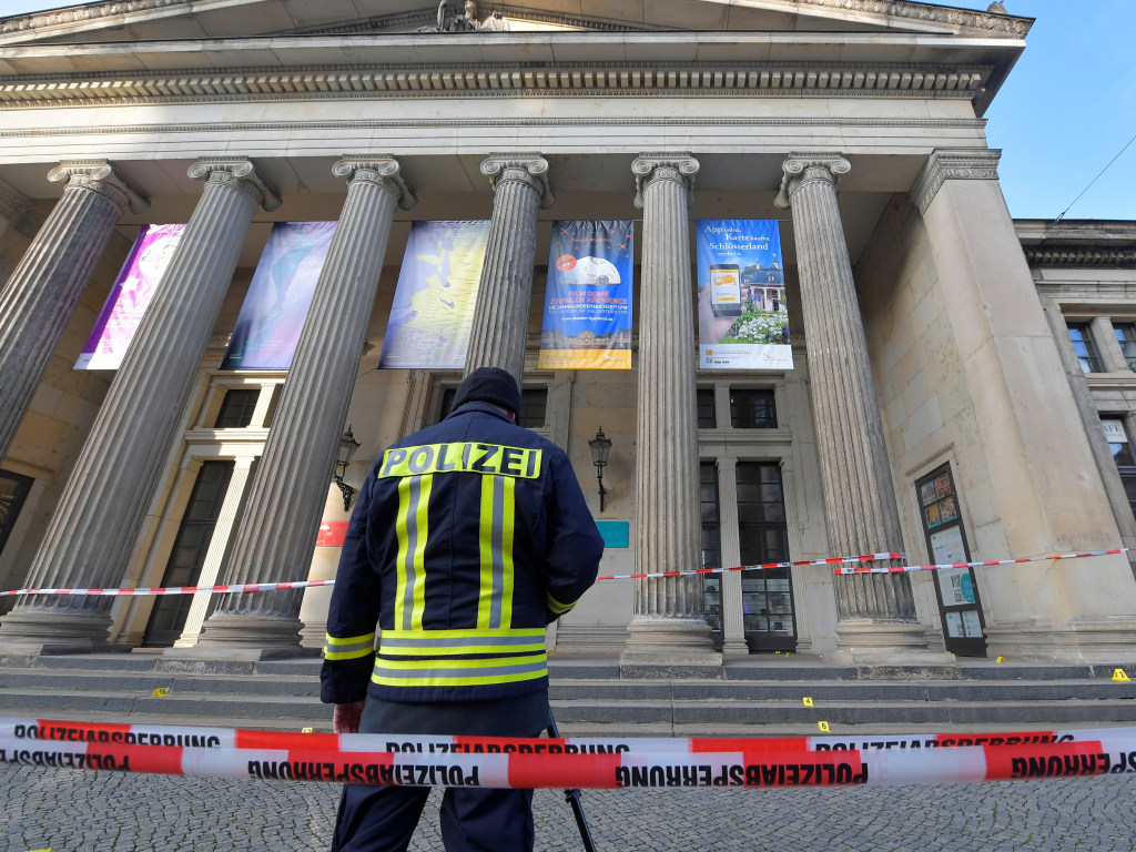 Украли экспонаты музея на 1 миллиард евро: появилось видео преступления в Дрездене
