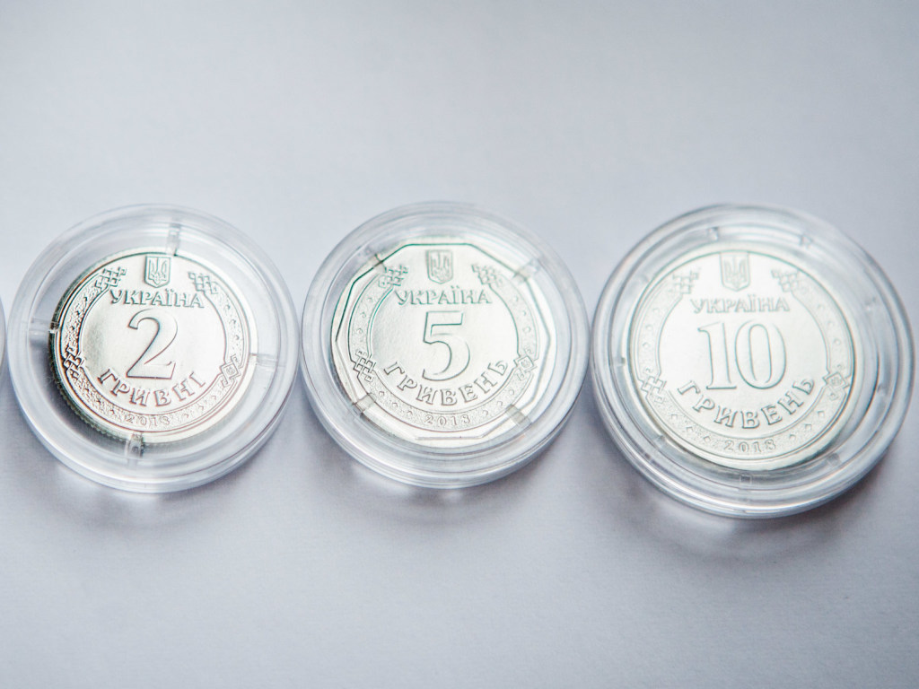 Монета 10 гривен и обновленные 200 гривен: в НБУ рассказали о «денежных» новинках