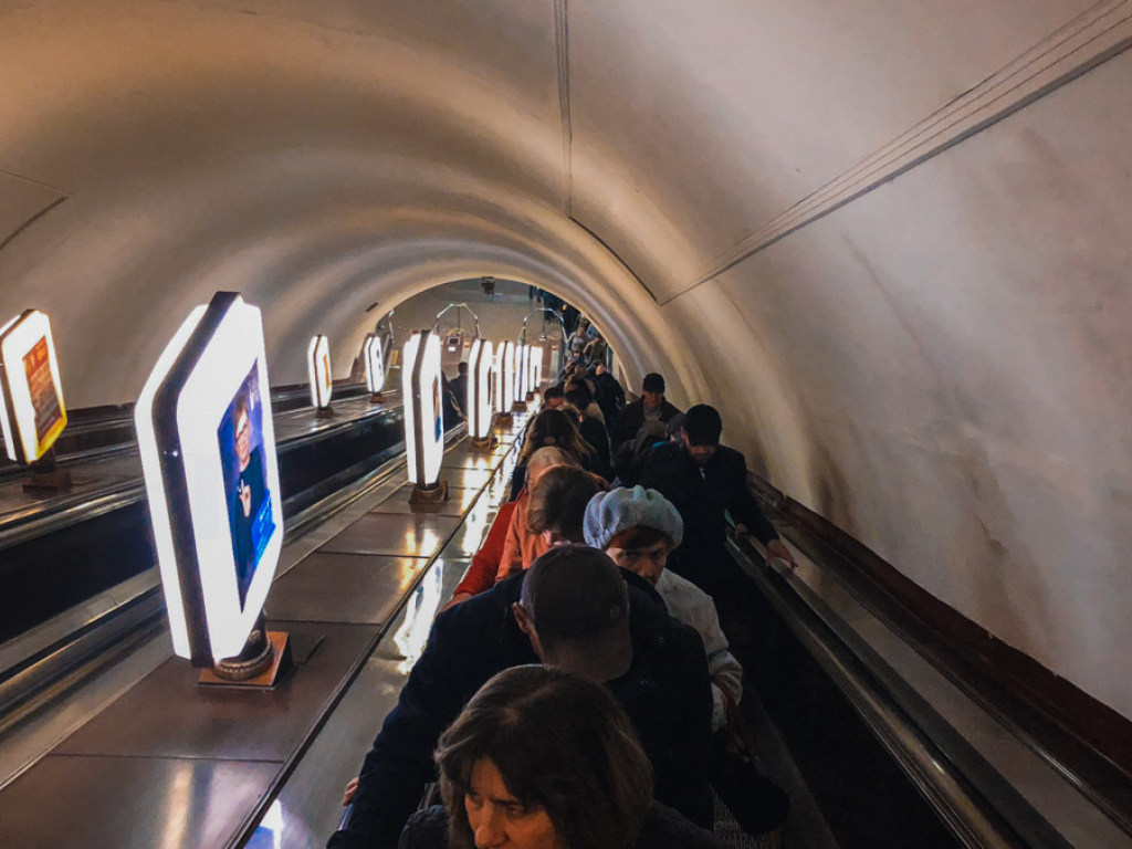 Центральную станцию столичного метро временно закрыли: названа причина