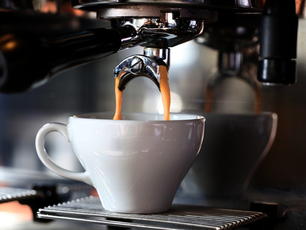Названо дневное количество чашек кофе, которое может привести к смерти