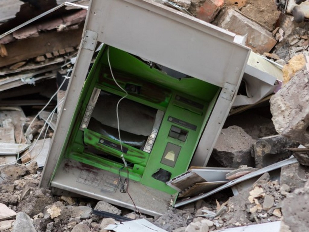 Объявлена операция «Сирена»: в Кировоградской области взорвали банкомат