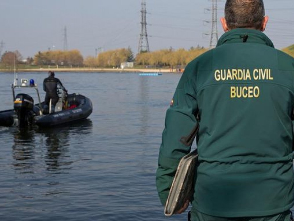 152 упаковки кокаина общим весом 3 тонны: У берегов Испании затонула подлодка с наркотиками