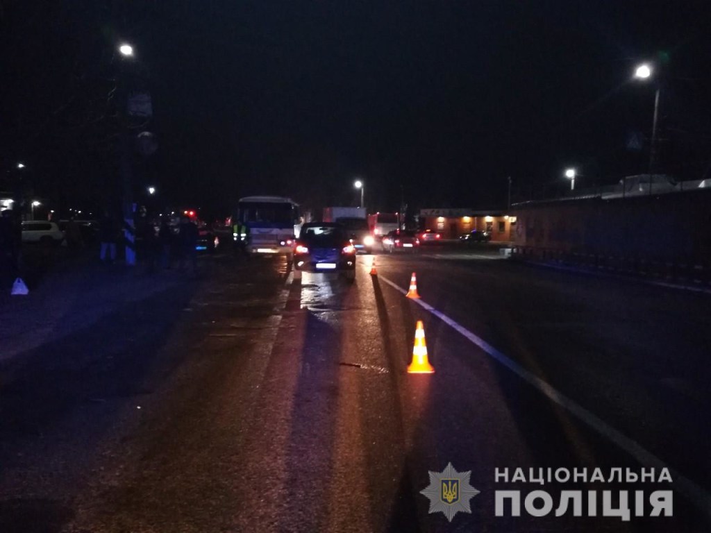 В Харьковской области 21-летний водитель на пешеходном переходе сбил женщину (ФОТО)
