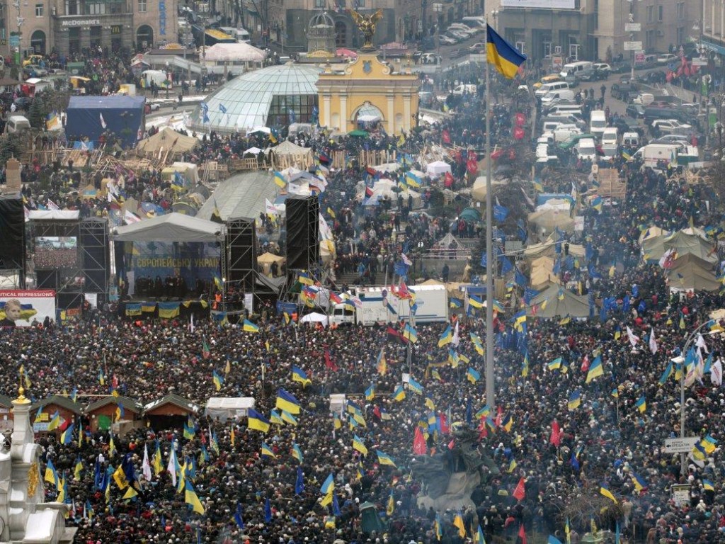 Зеленский сообщил о сроках принятия Радой поправок по делам Майдана