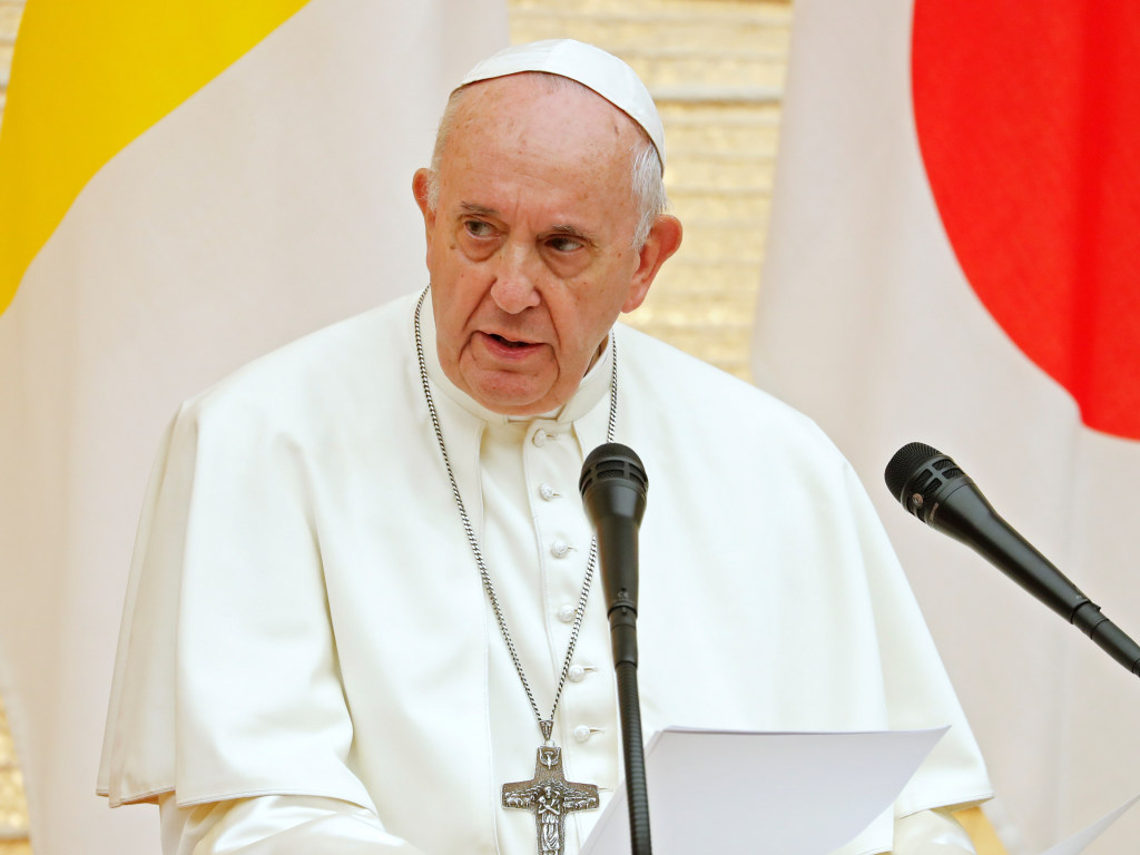 Папа Римский прокомментировал «черную пятницу» и назвал ее вирусом