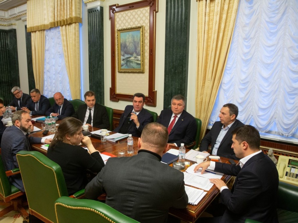 На совещании по подготовке к нормандскому саммиту утверждены пять сценариев реинтеграции Донбасса