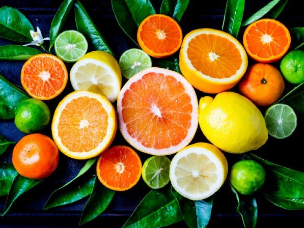 Врач: цитрусовые фрукты воздействуют на организм как энергетик и помогают ускорить выздоровление от болезней