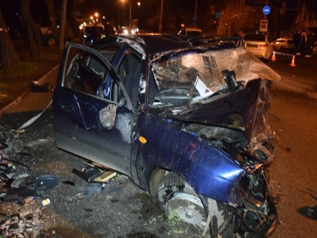 Жуткое ДТП с Lexus в Николаеве: появилось видео с места аварии  