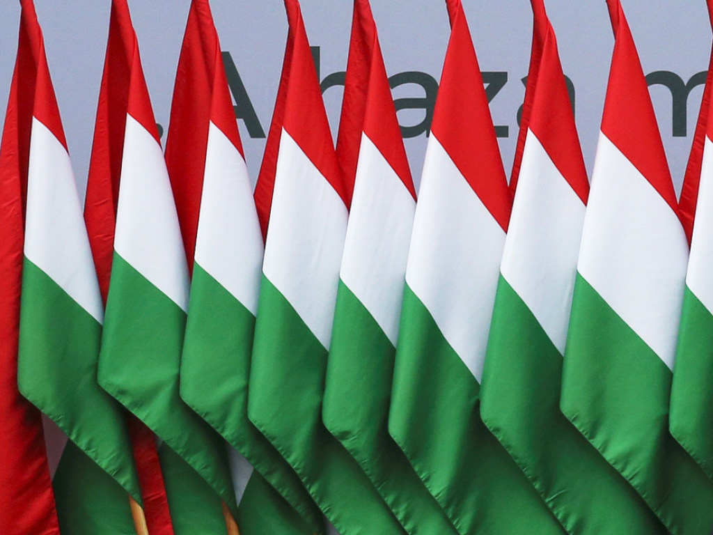 Власти Венгрии заявили об ущемлении прав нацменьшинств, но не будут блокировать вступление Украины в НАТО