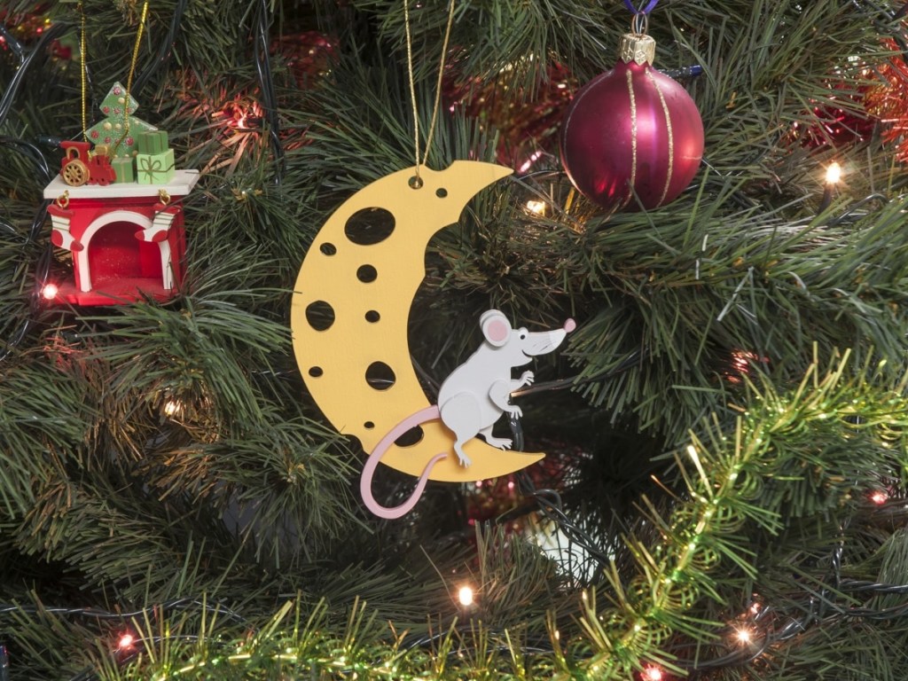 Для Нового года Крысы можно будет нарядить две ёлки – психолог
