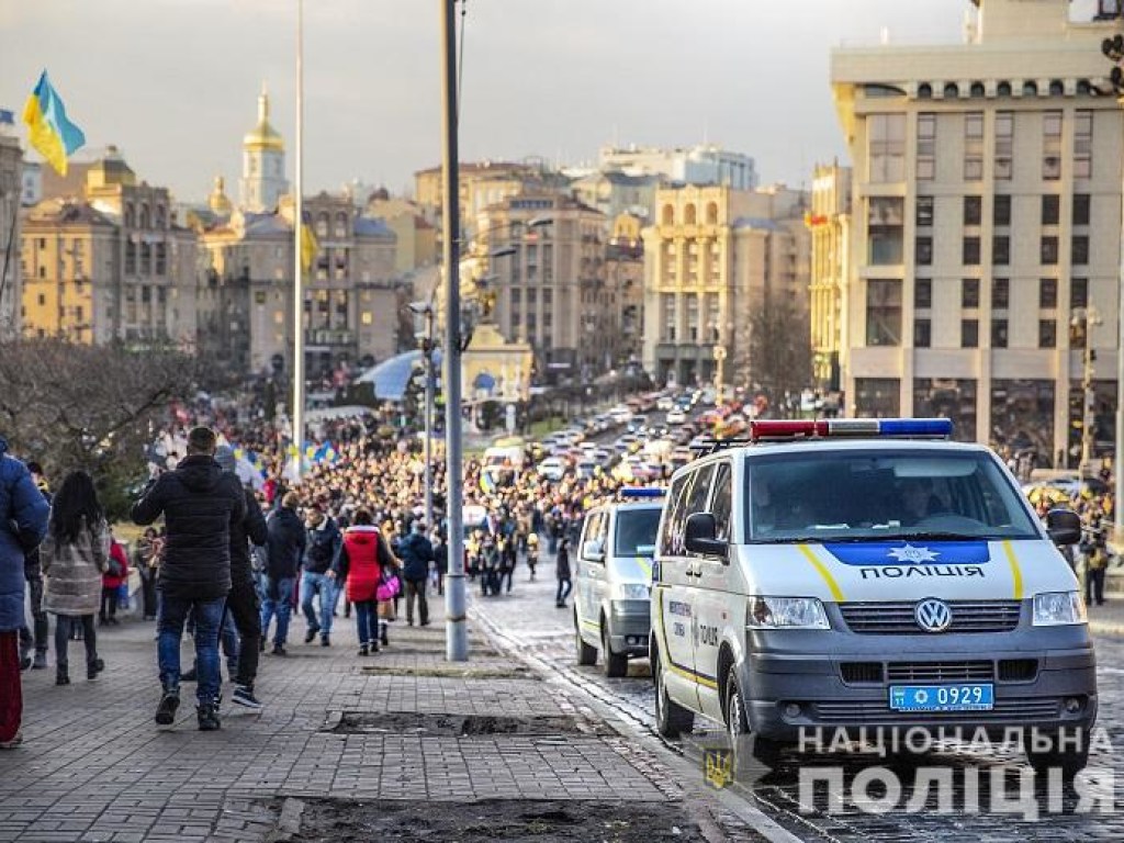 В полиции сообщили о количестве участников «Майдана Порошенко» и акции на Банковой
