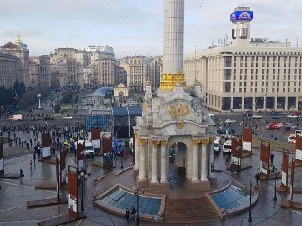 Майдан Порошенко: Что происходит в центре Киева (ФОТО, ВИДЕО)