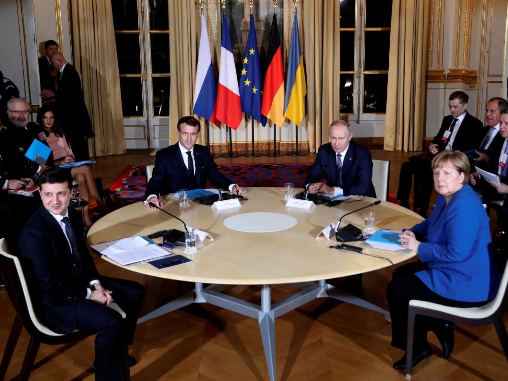 Переговоры лидеров стран «нормандской четверки» прервали ради встречи Зеленского и Путина