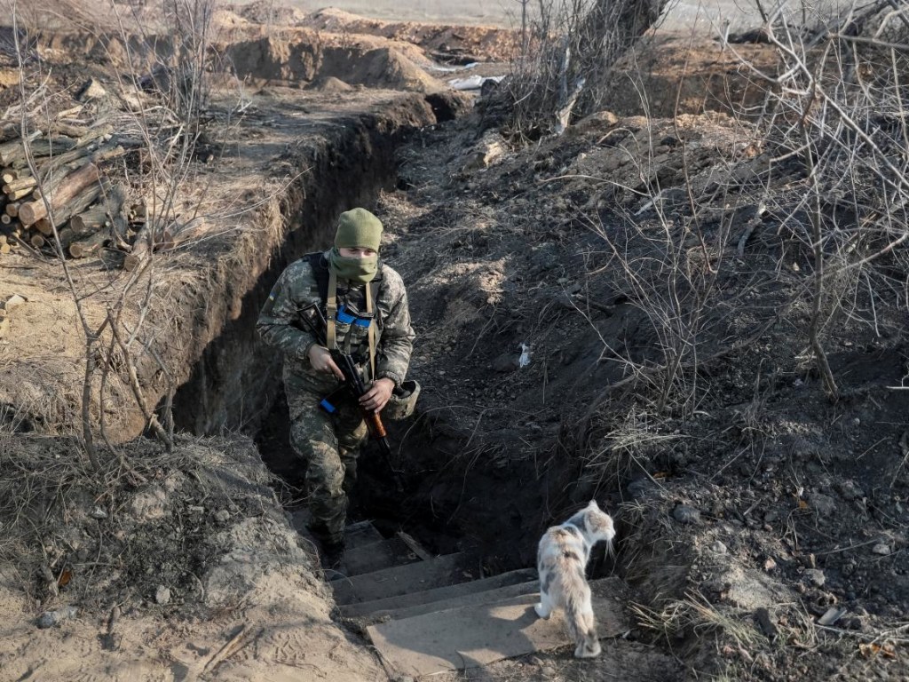 Сутки на Донбассе: 7 обстрелов, потерь нет