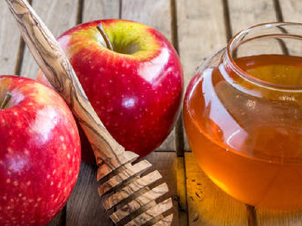 Врач: печеные яблоки с медом ускорят выздоровление от гриппа