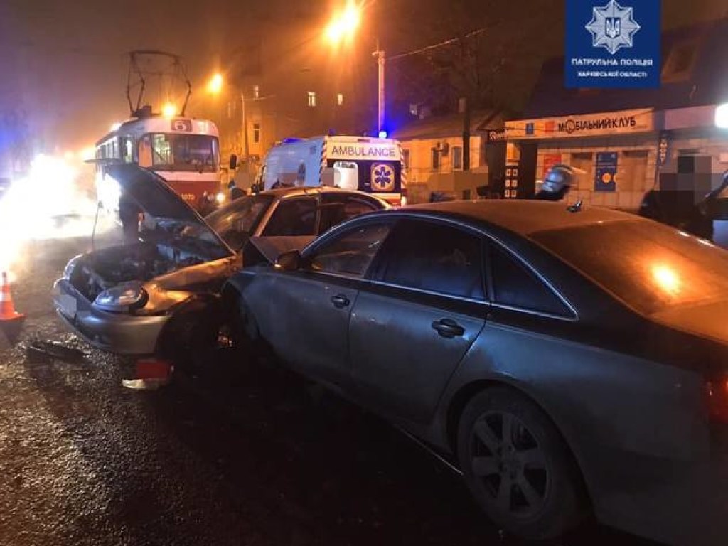Трое пострадавших:  на проспекте в Харькове водитель Audi протаранил Daewoo (ФОТО)