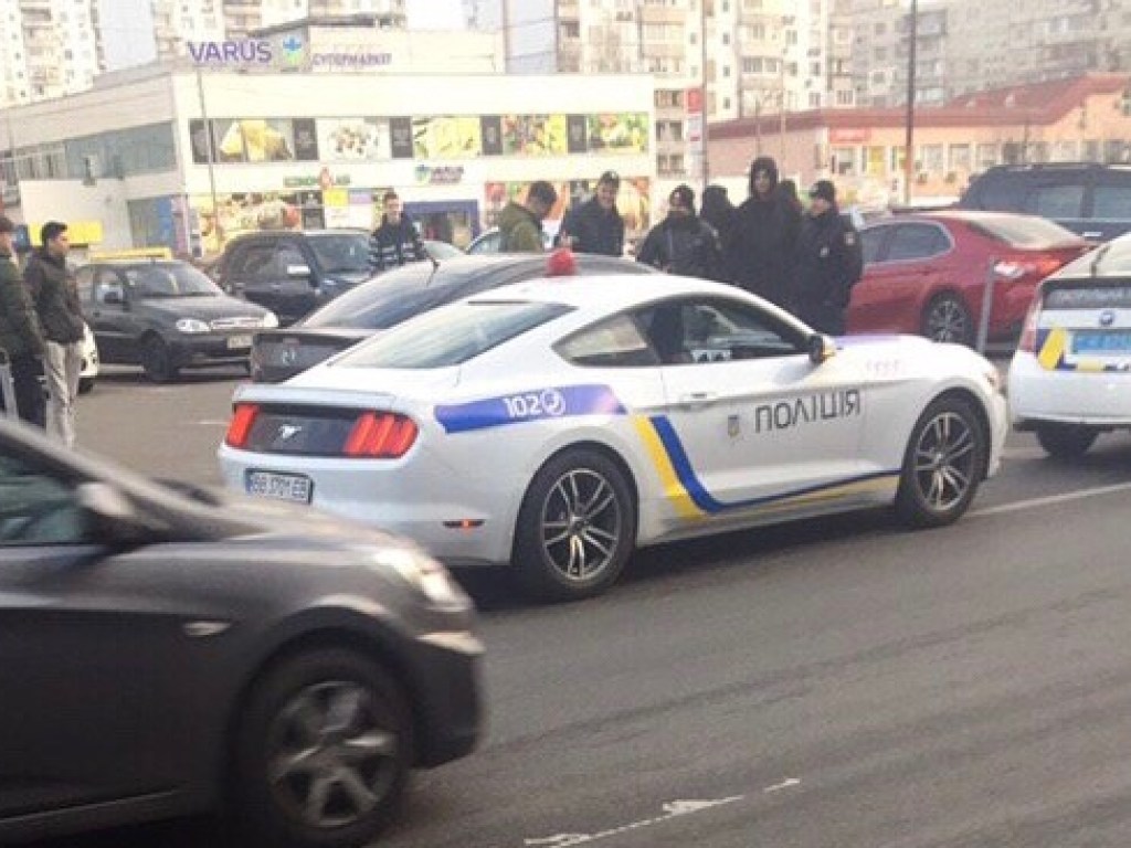 «Полиция задержала полицию»: в Киеве остановили «липовое» патрульное авто (ФОТО, ВИДЕО)