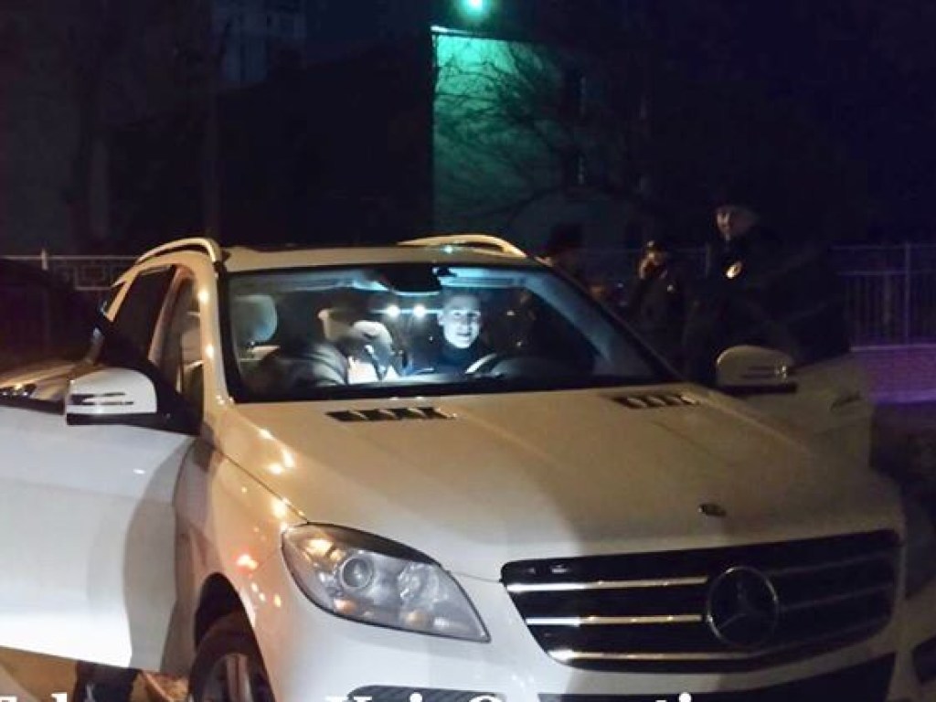 «GTA в реальной жизни»: В Киеве 15 экипажей полиции догоняли 18-летнего гонщика на папином Mercedes (ФОТО, ВИДЕО)