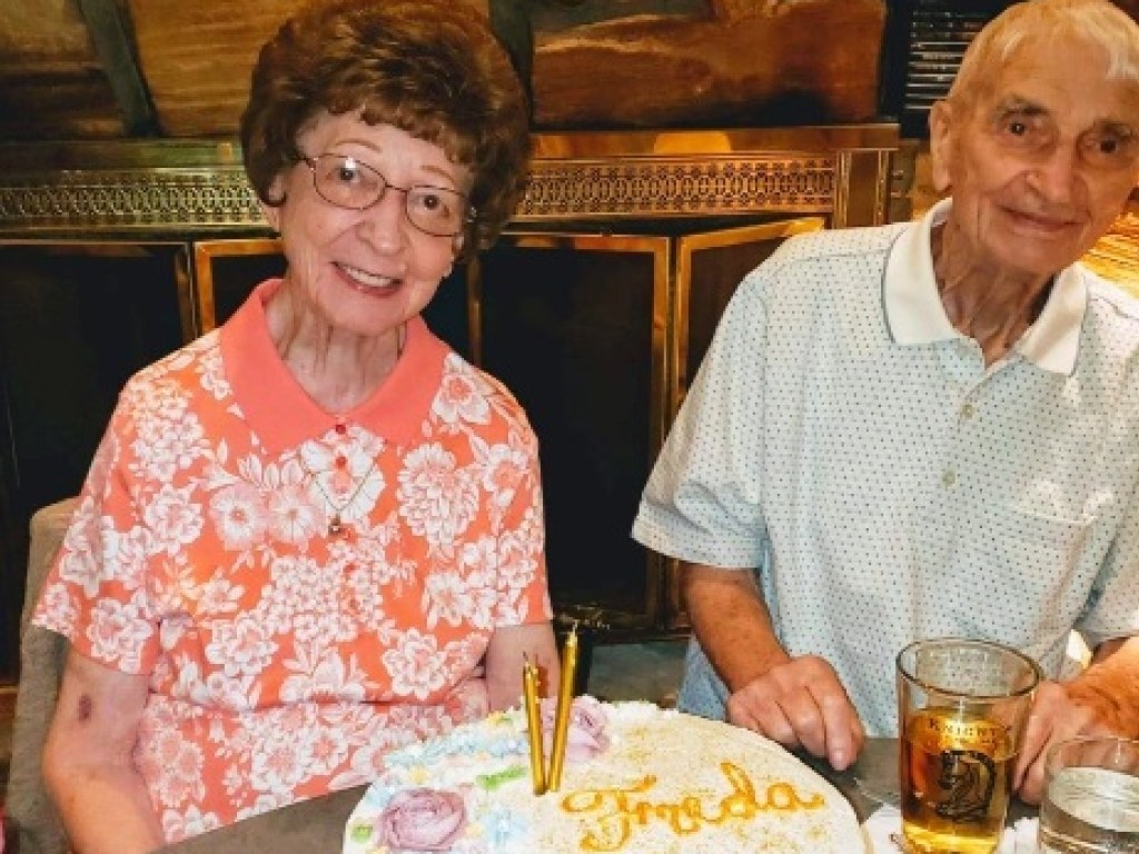В США супруги прожили 70 лет вместе и умерли в один день, с разницей в 20 минут (ФОТО)