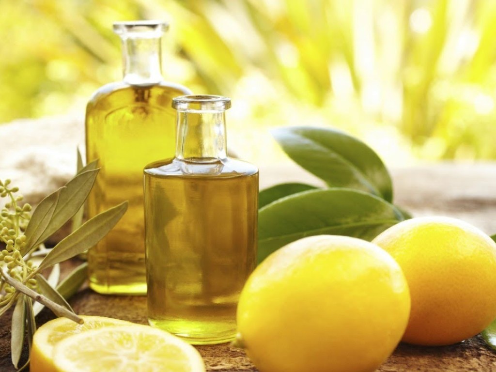 Эксперты: Лимон и оливковое масло помогут при боли в суставах