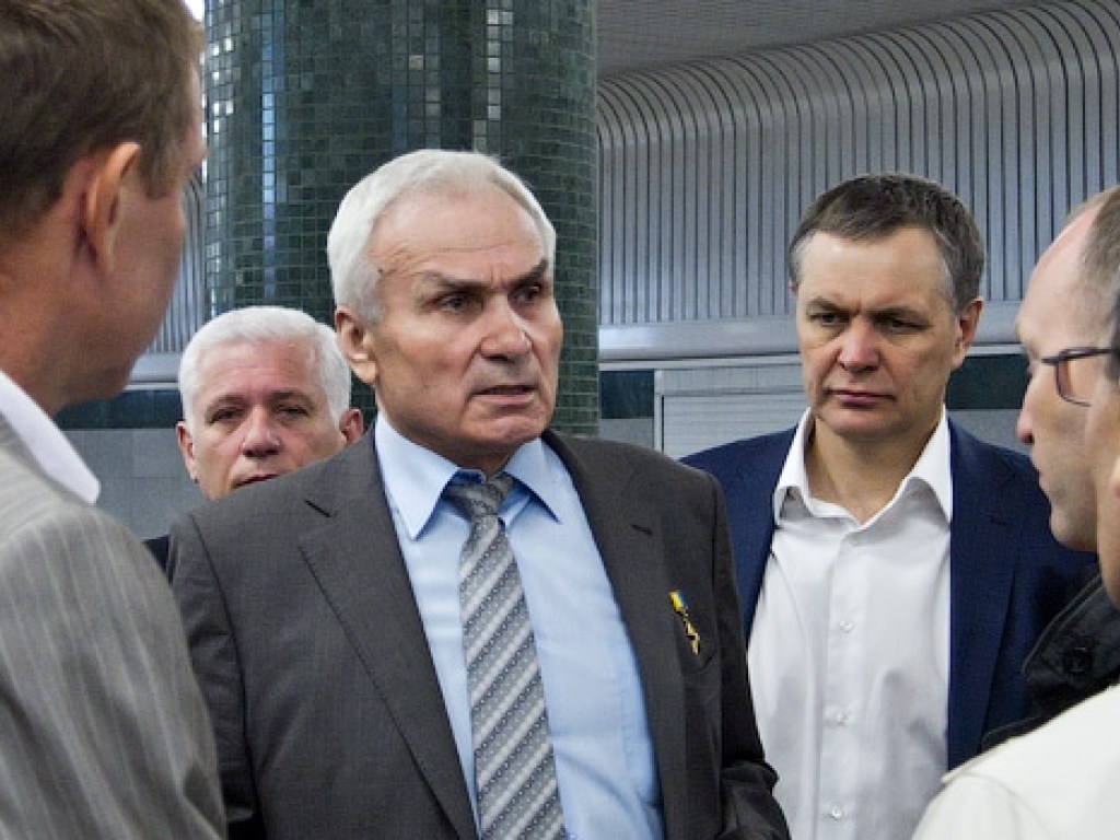Приближенный к Микитасю экс-гендир «Киевметростроя» уже не впервые пытается отрейдерить компанию