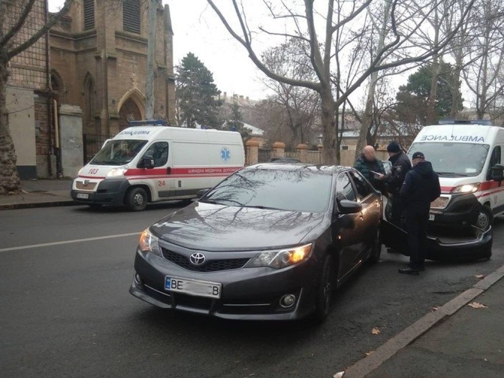 В Николаеве пострадал ребенок в результате столкновения Hyundai и Toyota (ФОТО)