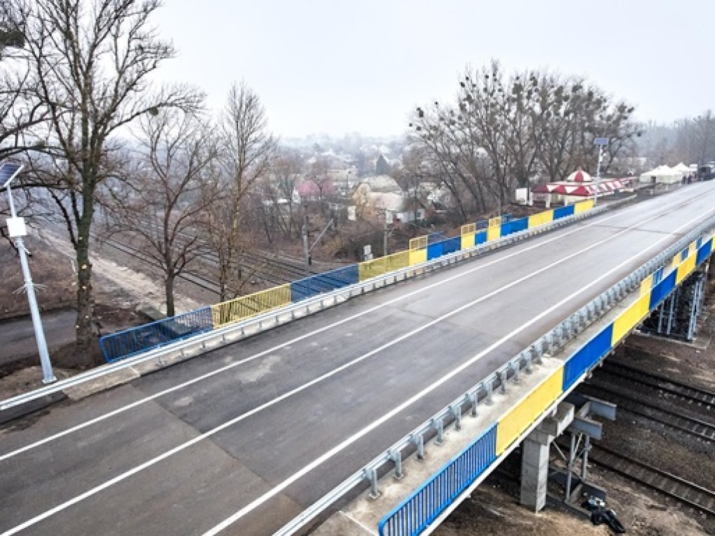 На Харьковщине восстановили мост, который обвалился летом (ФОТО, ВИДЕО)