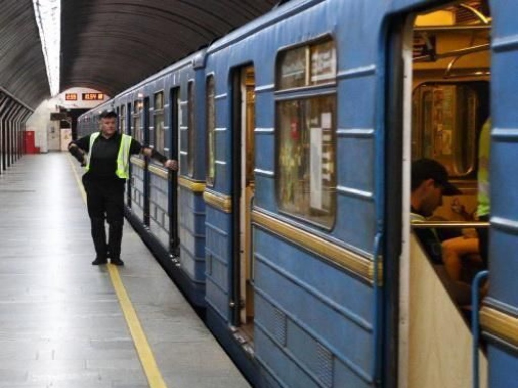 Столичное метро возобновило работу
