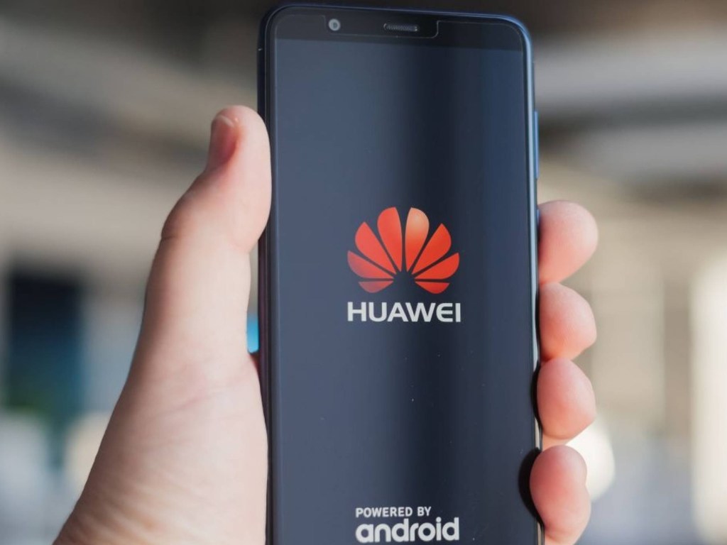 В Huawei пообещали до конца декабря создать аналоги сервисов от Google