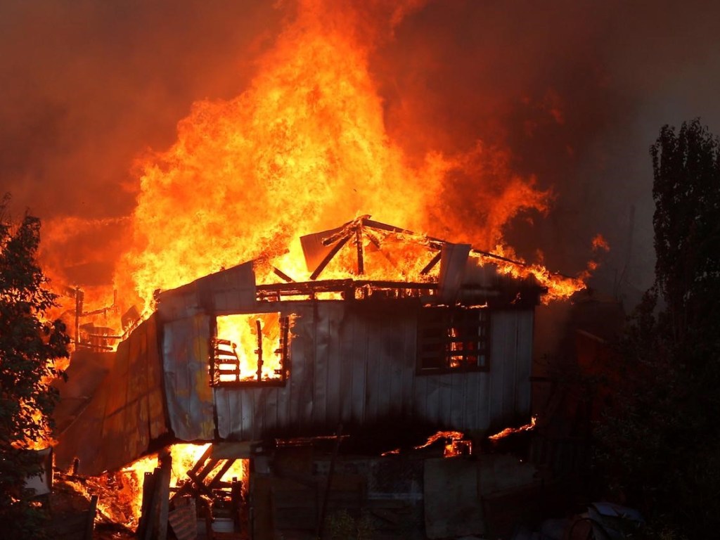 В Чили горели порядка 50 домов