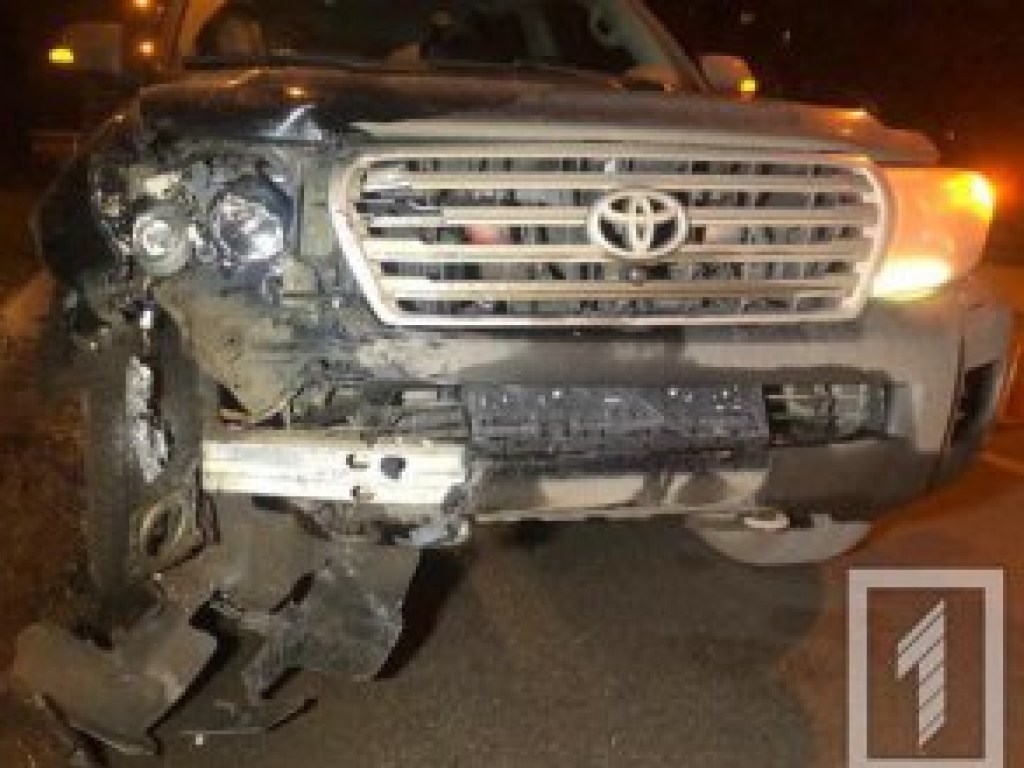 В Кривом Роге в «пьяном» ДТП столкнулись два авто Toyota: есть пострадавшие (ФОТО)