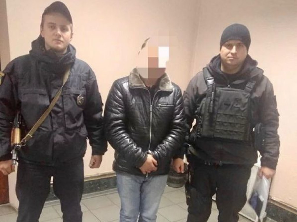 Под Киевом отец забил до смерти четырехлетнего сына и оставил его на улице (ФОТО)