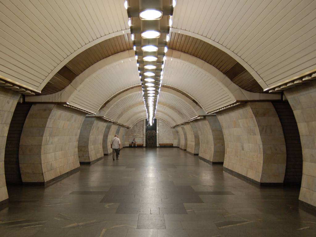 В Киеве произошел сбой в метро: остановилась «зеленая ветка»