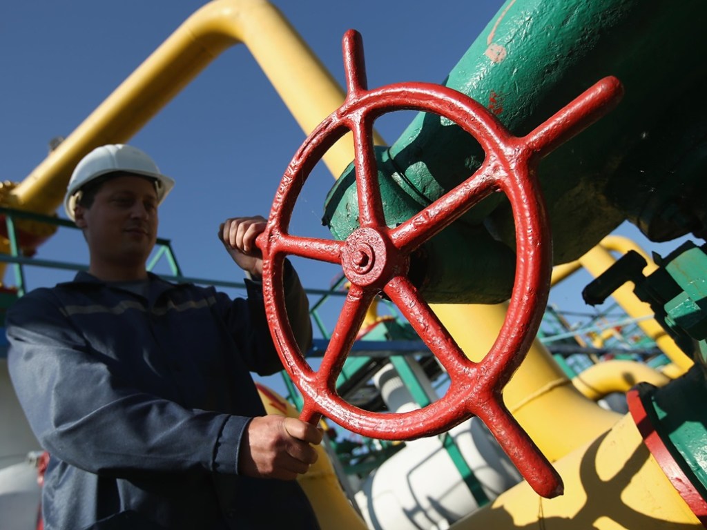 Подписание нового газового контракта с Россией поспособствует снижению тарифов &#8212; эксперт