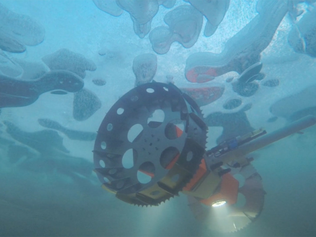 NASA успешно испытало в Антарктиде подводного робота для исследования спутника Юпитера (ФОТО ВИДЕО)