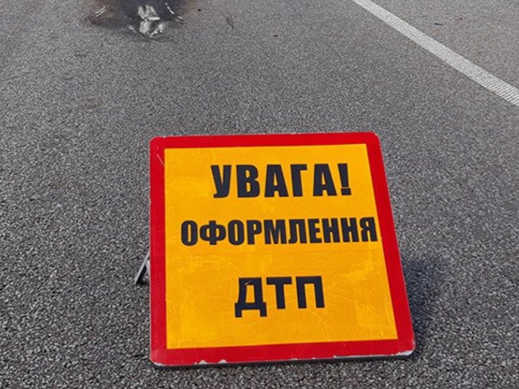 Водитель погиб: в Николаевской области перевернулся Opel