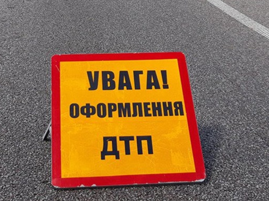 Неопытный патрульный на Hyundai ударил «Жигули» в Одессе (ВИДЕО)