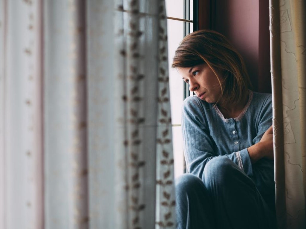 Болезнь протекает незаметно: Названы 5 признаков депрессии