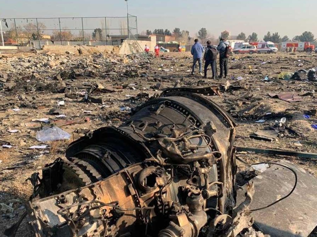 Авиакатастрофа украинского авиалайнера в Иране могла произойти из-за взрывчатки на борту – эксперт