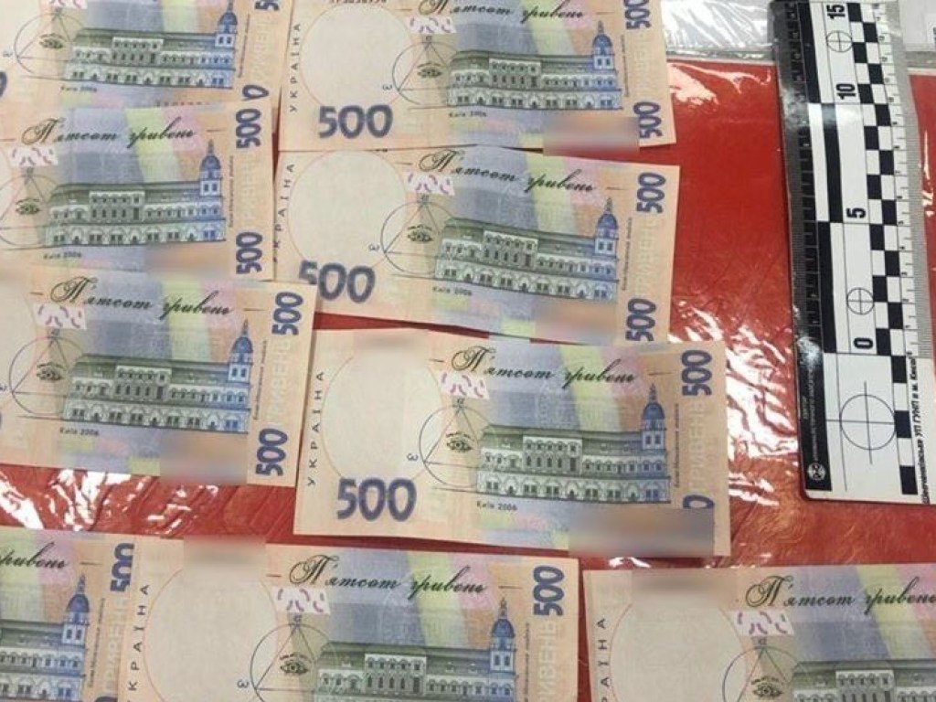 По Киеву распространяют фальшивые купюры номиналом 500 гривен – полиция (ФОТО)