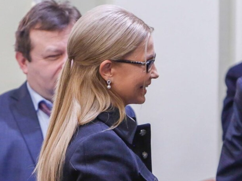 У Юлии Тимошенко новый имидж: в Сети обсудили внешний вид политика (ФОТО)