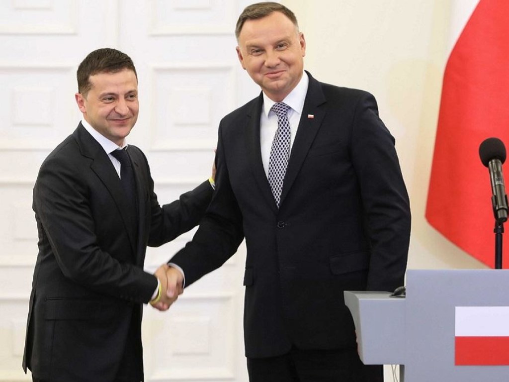 «Официальный визит»: Зеленский и Дуда проведут встречу в Польше
