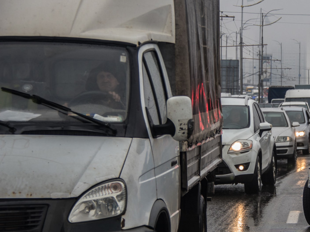 Общественный транспорт Киева переведен в оперативный режим: что случилось