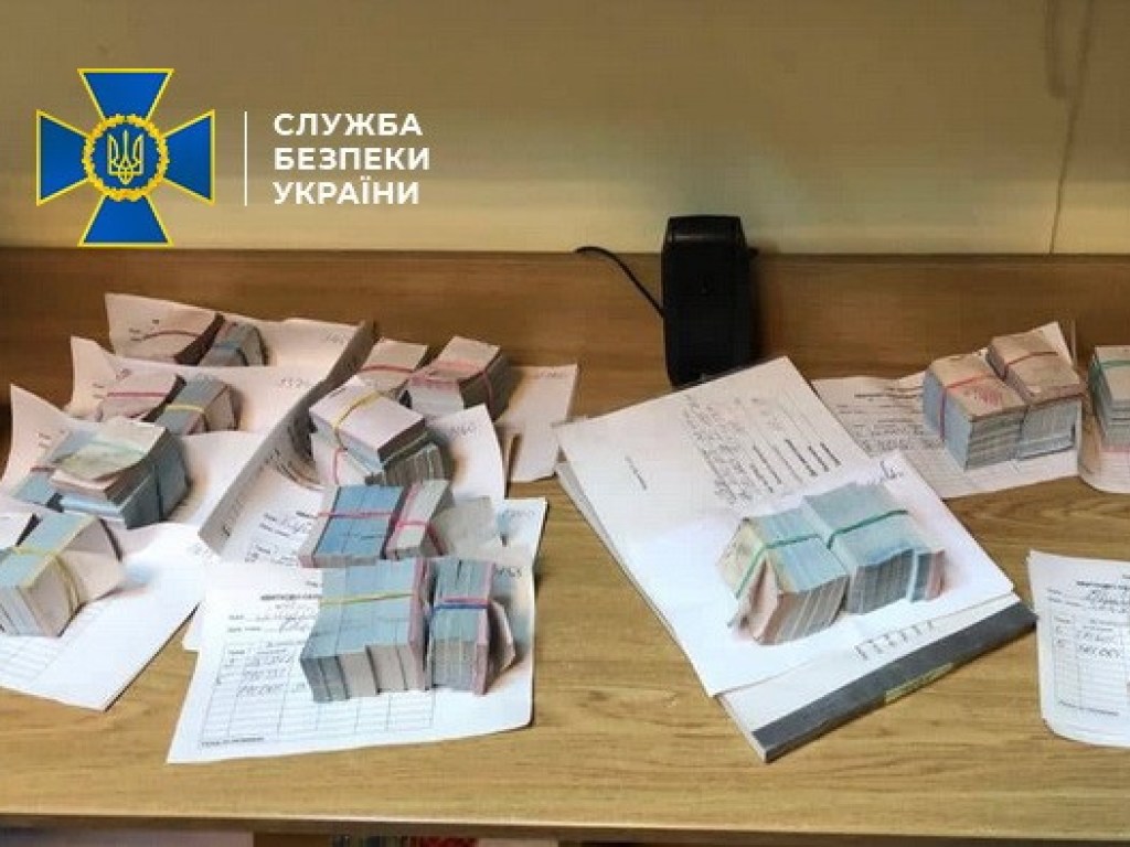 В Черновцах СБУ разоблачила присвоение чиновниками крупной суммы за льготный проезд в транспорте (ФОТО)