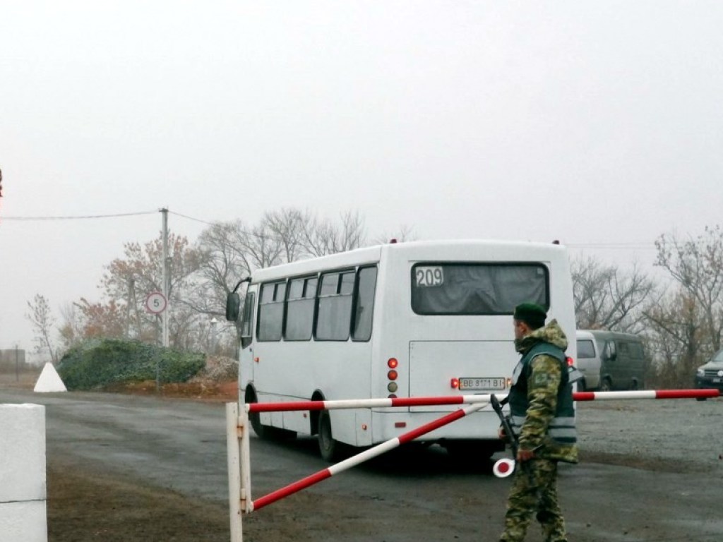 На КПВВ в Луганской области скончался 84-летний мужчина