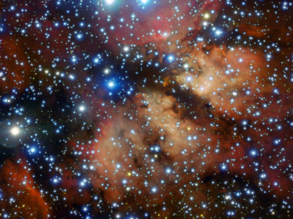 Чилийские астрономы получили снимок «фабрики звезд» в созвездии Парусов (ФОТО)